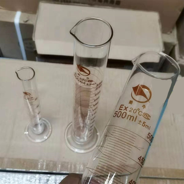 玻璃量筒量出式